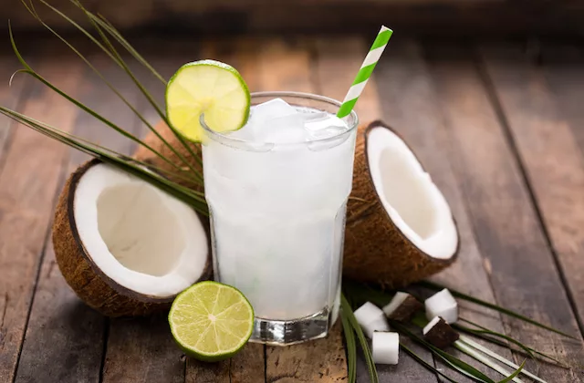 Vitamin C rich foods coconut water