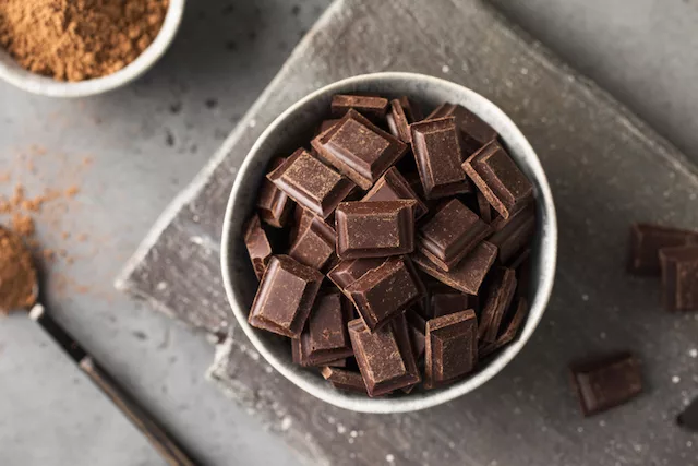 high-protein snacks chocolate