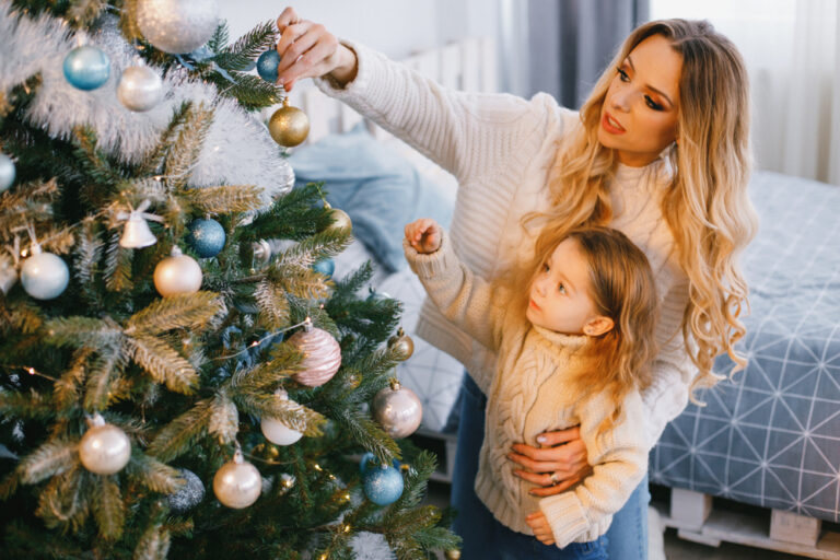 5 Ways to Make the Holidays Simply Wonderful |