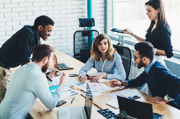 120 Motivational Quotes for Employees to Inspire Your Team and Bring Positive Vibes